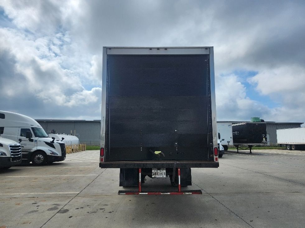 Medium Duty Box Truck-Light and Medium Duty Trucks-International-2020-MV607-Goshen-IN-69,594\n\t\tmiles-$ 57,750 - Image 7