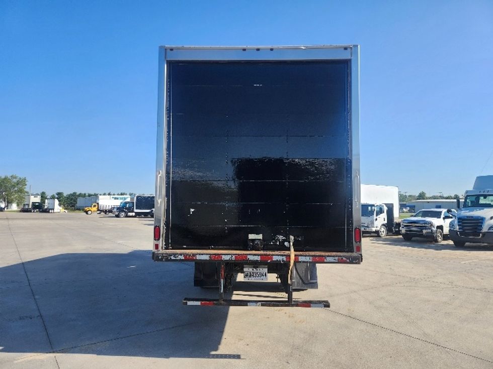 Medium Duty Box Truck-Light and Medium Duty Trucks-International-2020-MV607-Goshen-IN-74,415\n\t\tmiles-$ 56,250 - Image 7