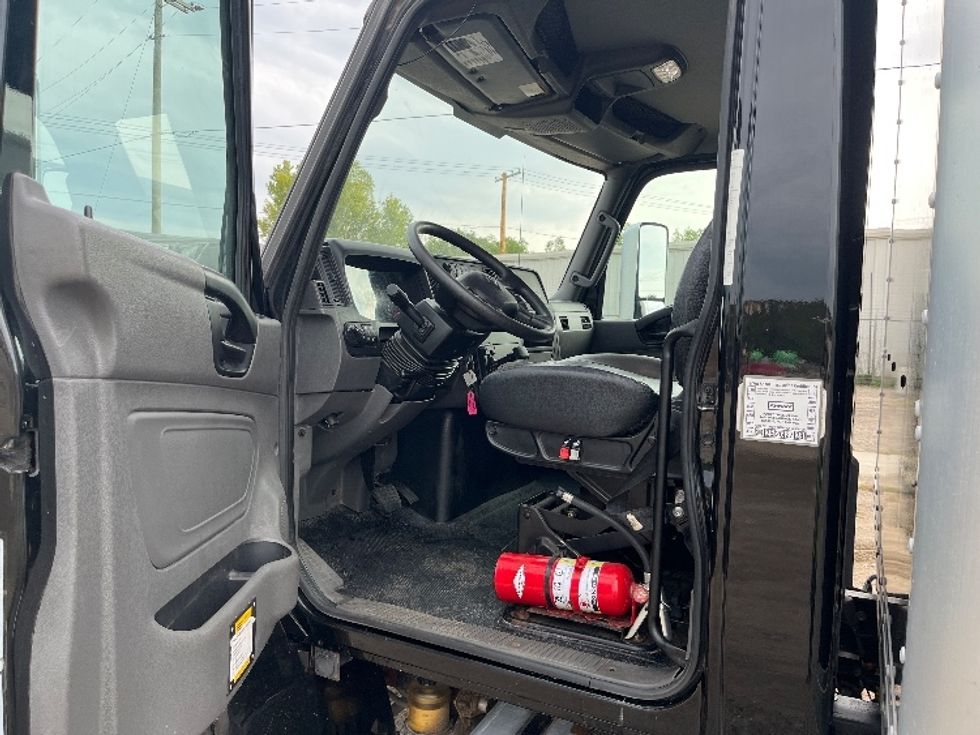 Medium Duty Box Truck-Light and Medium Duty Trucks-International-2020-MV607-Goshen-IN-90,708\n\t\tmiles-$ 56,000 - Image 15