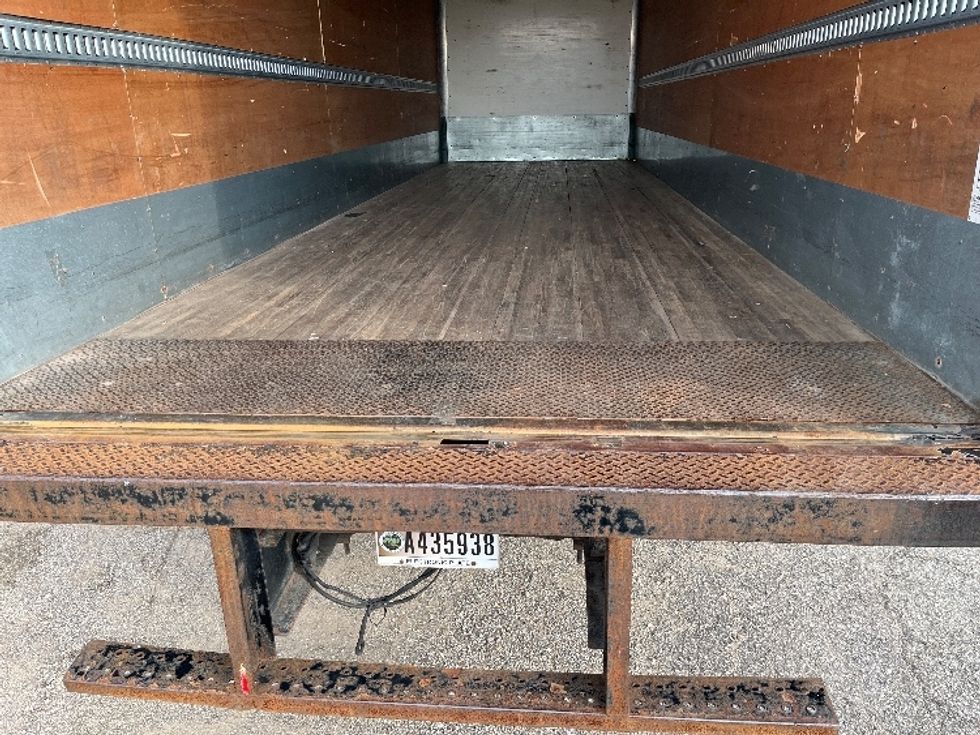 Medium Duty Box Truck-Light and Medium Duty Trucks-International-2020-MV607-Goshen-IN-90,708\n\t\tmiles-$ 56,000 - Image 9