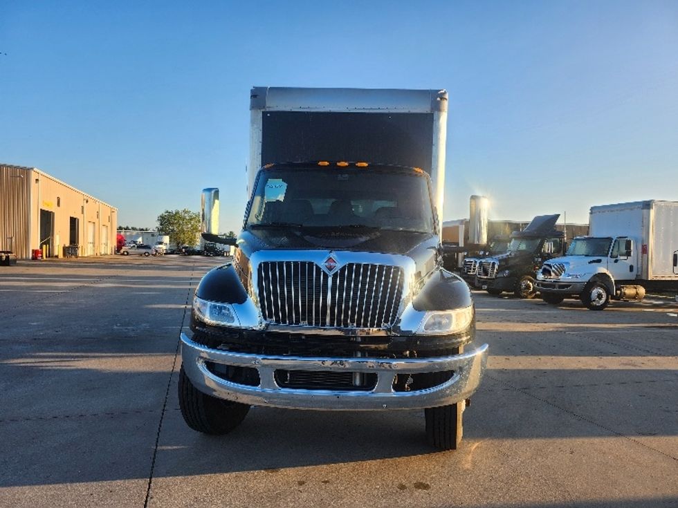 Medium Duty Box Truck-Light and Medium Duty Trucks-International-2020-MV607-Goshen-IN-91,659\n\t\tmiles-$ 56,000 - Image 2