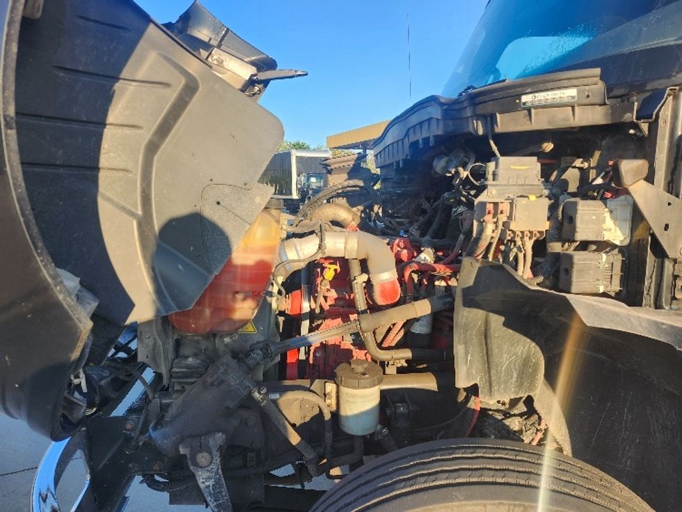 Medium Duty Box Truck-Light and Medium Duty Trucks-International-2020-MV607-Goshen-IN-91,659\n\t\tmiles-$ 56,000 - Image 23