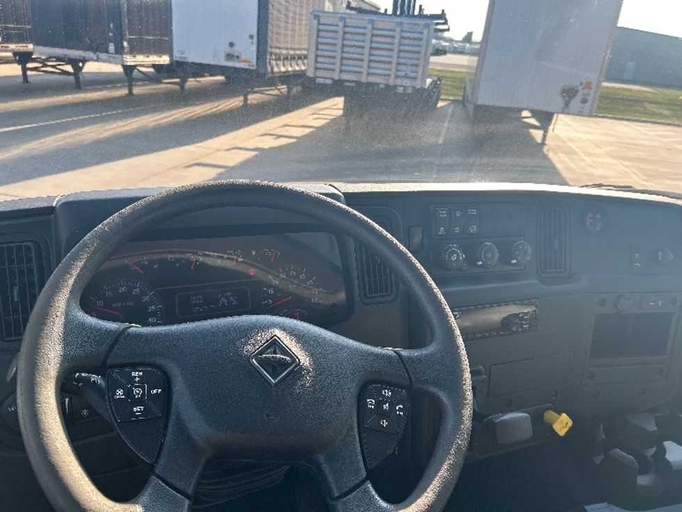 Medium Duty Box Truck-Light and Medium Duty Trucks-International-2020-MV607-Goshen-IN-96,808\n\t\tmiles-$ 56,500 - Image 16