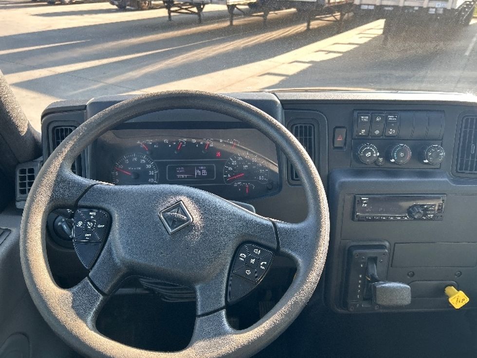Medium Duty Box Truck-Light and Medium Duty Trucks-International-2020-MV607-Goshen-IN-96,808\n\t\tmiles-$ 56,500 - Image 17
