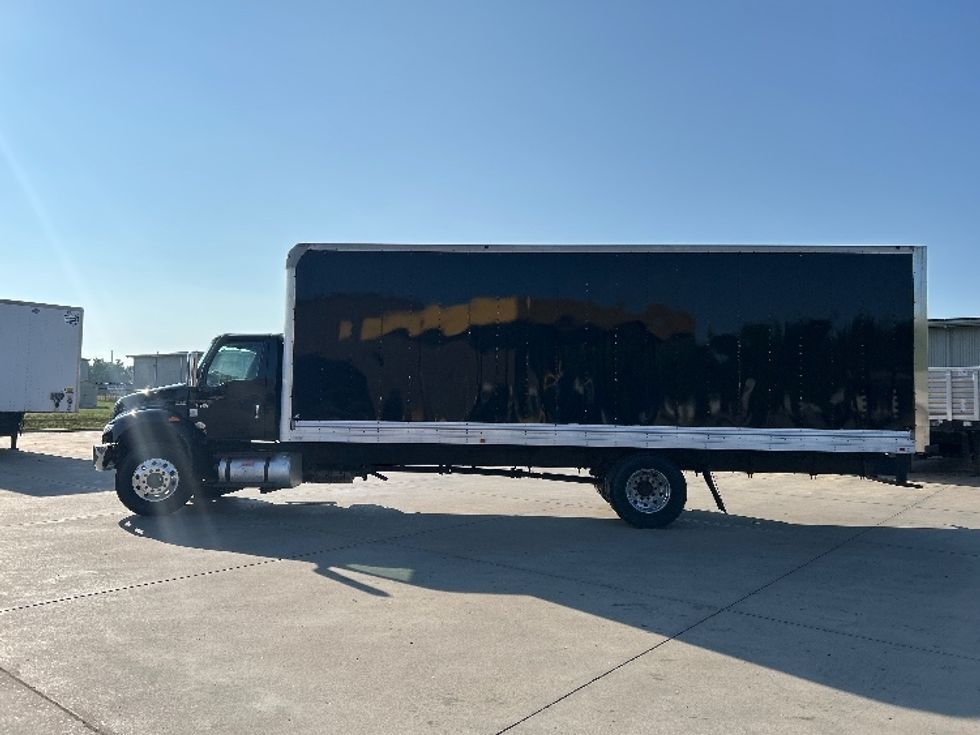 Medium Duty Box Truck-Light and Medium Duty Trucks-International-2020-MV607-Goshen-IN-96,808\n\t\tmiles-$ 56,500 - Image 4