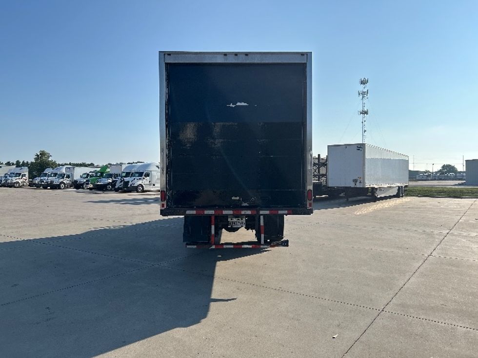 Medium Duty Box Truck-Light and Medium Duty Trucks-International-2020-MV607-Goshen-IN-96,808\n\t\tmiles-$ 56,500 - Image 7