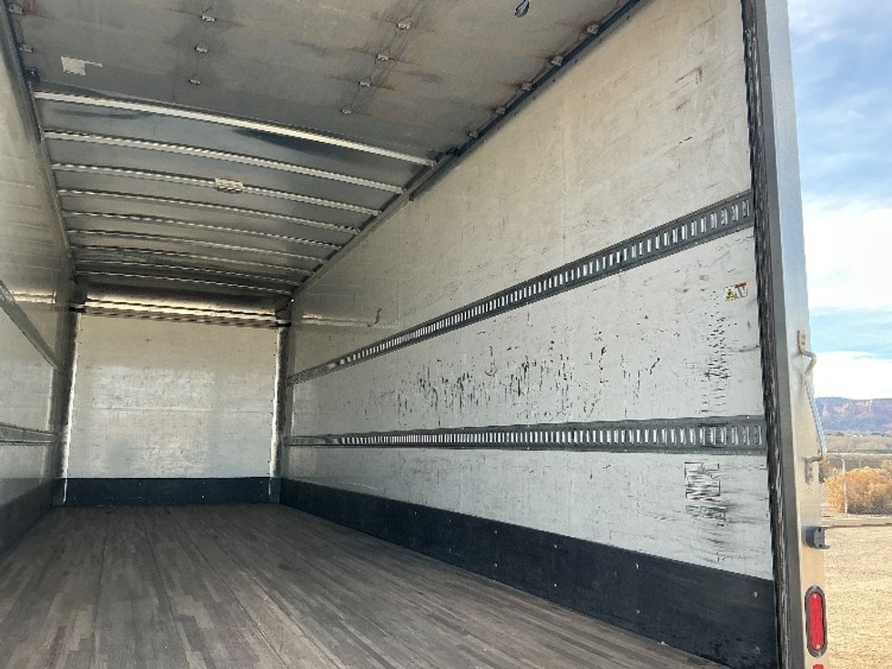 Medium Duty Box Truck-Light and Medium Duty Trucks-International-2020-MV607-Grand Junction-CO-128,944\n\t\tmiles-$ 55,500 - Image 12