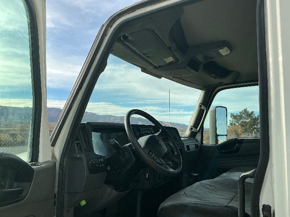 Medium Duty Box Truck-Light and Medium Duty Trucks-International-2020-MV607-Grand Junction-CO-128,944\n\t\tmiles-$ 55,500 - Image 16