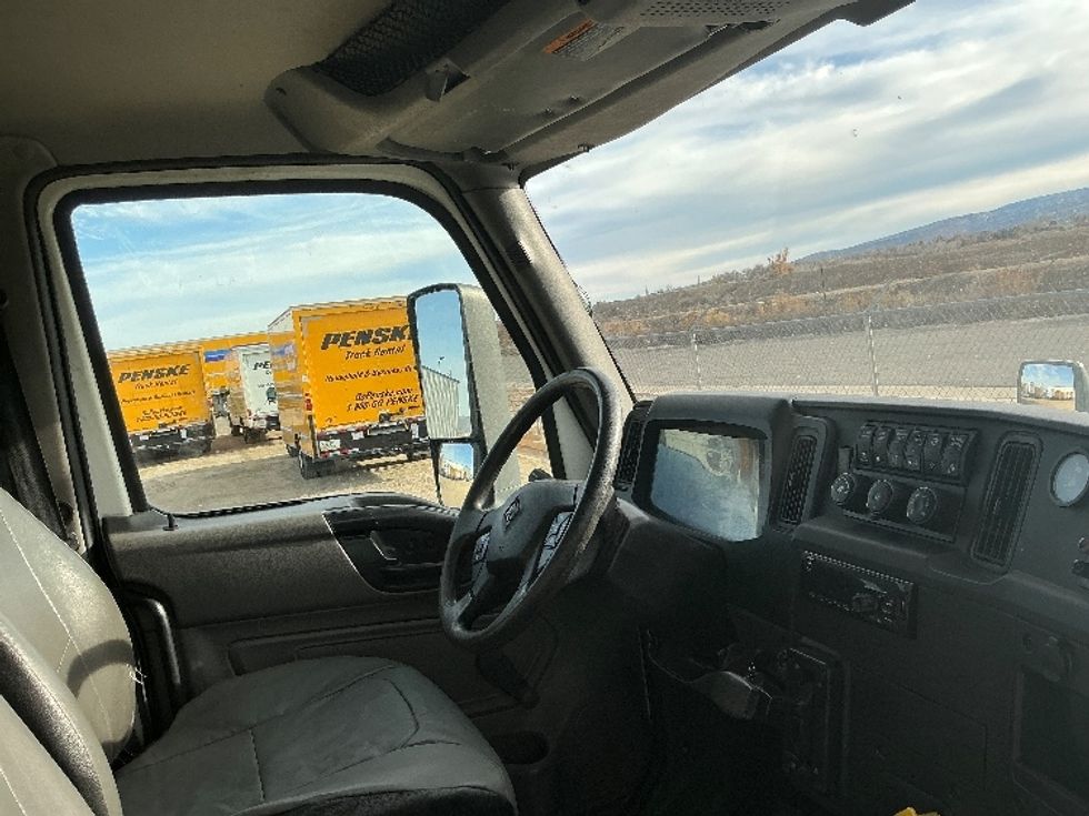 Medium Duty Box Truck-Light and Medium Duty Trucks-International-2020-MV607-Grand Junction-CO-128,944\n\t\tmiles-$ 55,500 - Image 22