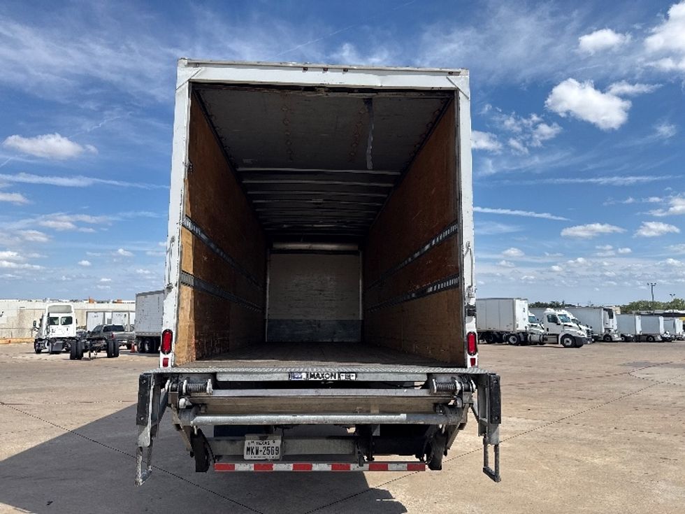 Medium Duty Box Truck-Light and Medium Duty Trucks-International-2020-MV607-Grand Prairie-TX-191,403\n\t\tmiles-$ 53,750 - Image 8