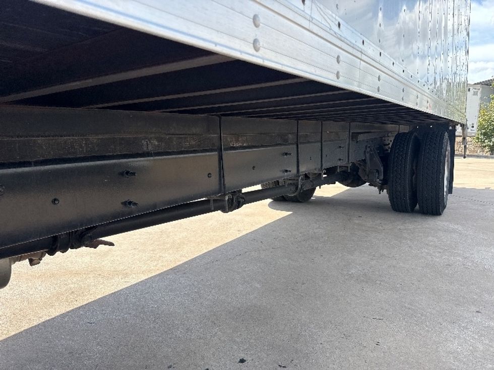 Medium Duty Box Truck-Light and Medium Duty Trucks-International-2020-MV607-Grand Prairie-TX-191,403\n\t\tmiles-$ 53,750 - Image 5