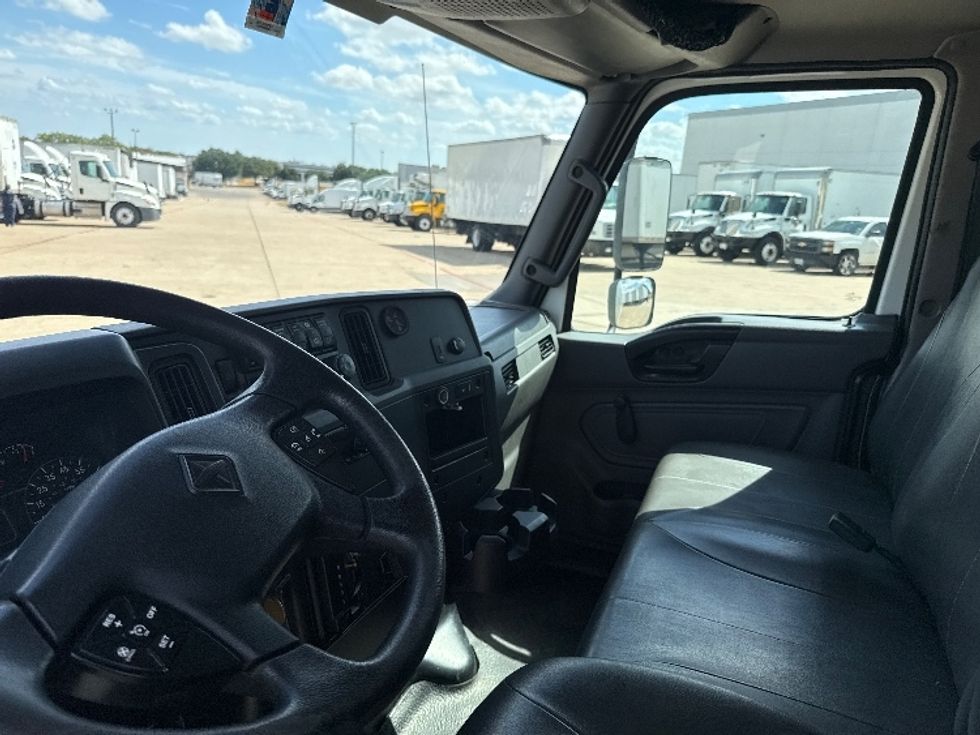 Medium Duty Box Truck-Light and Medium Duty Trucks-International-2020-MV607-Grand Prairie-TX-191,403\n\t\tmiles-$ 53,750 - Image 19