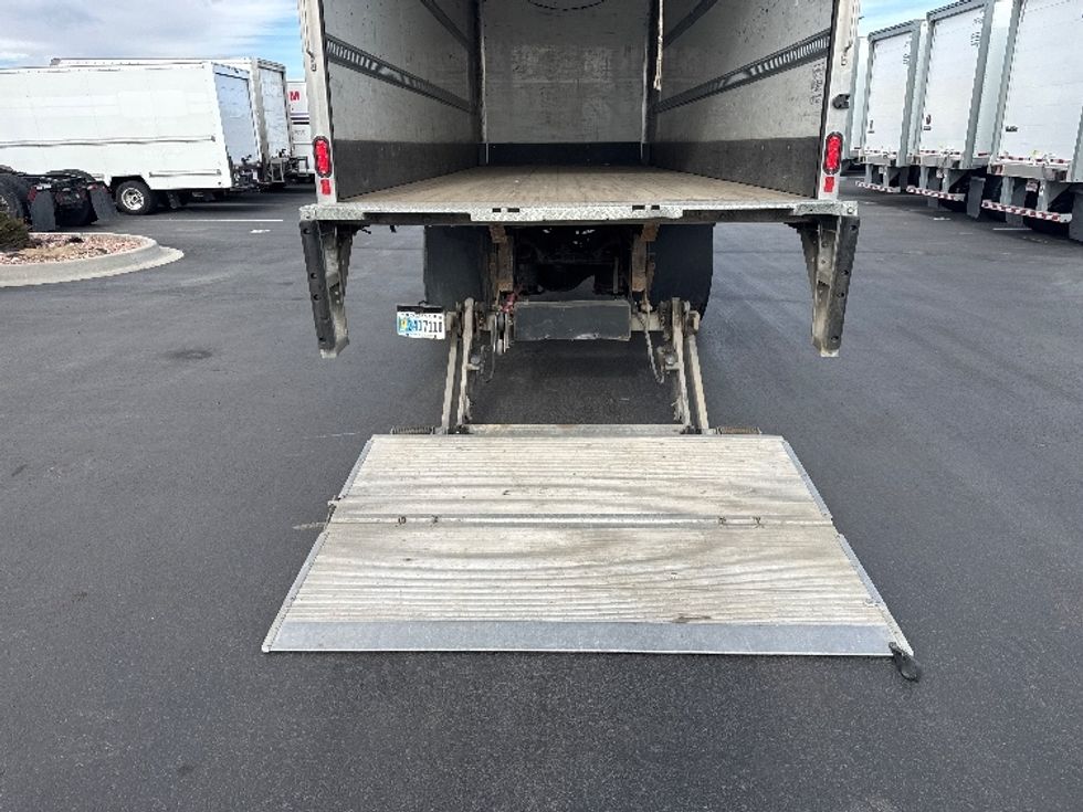 Medium Duty Box Truck-Light and Medium Duty Trucks-International-2020-MV607-Greeley-CO-139,597\n\t\tmiles-$ 56,250 - Image 11