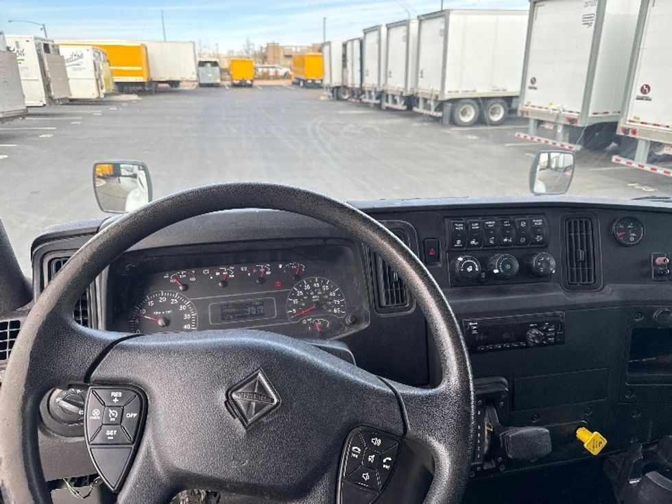 Medium Duty Box Truck-Light and Medium Duty Trucks-International-2020-MV607-Greeley-CO-139,597\n\t\tmiles-$ 56,250 - Image 17