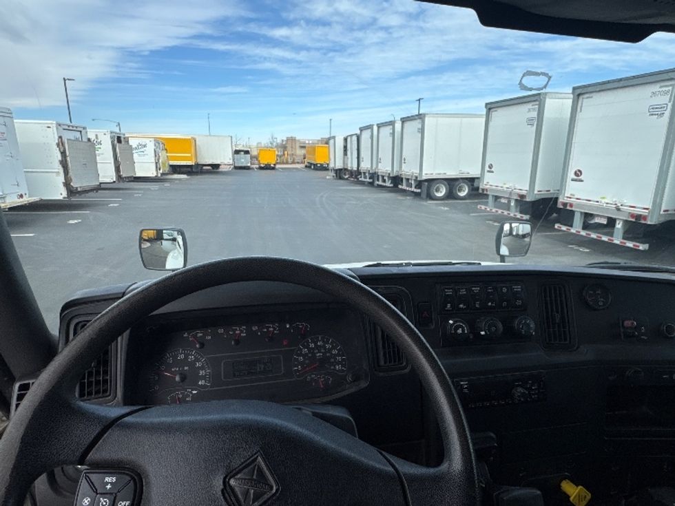Medium Duty Box Truck-Light and Medium Duty Trucks-International-2020-MV607-Greeley-CO-139,597\n\t\tmiles-$ 56,250 - Image 18