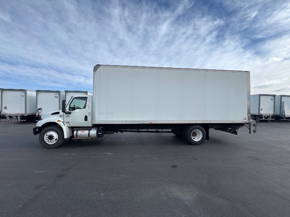 Medium Duty Box Truck-Light and Medium Duty Trucks-International-2020-MV607-Greeley-CO-139,597\n\t\tmiles-$ 56,250 - Image 4