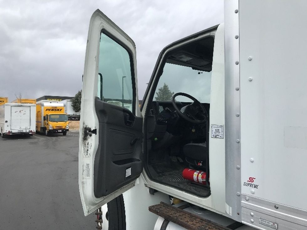 Medium Duty Box Truck-Light and Medium Duty Trucks-International-2020-MV607-Greeley-CO-167,187\n\t\tmiles-$ 51,000 - Image 16