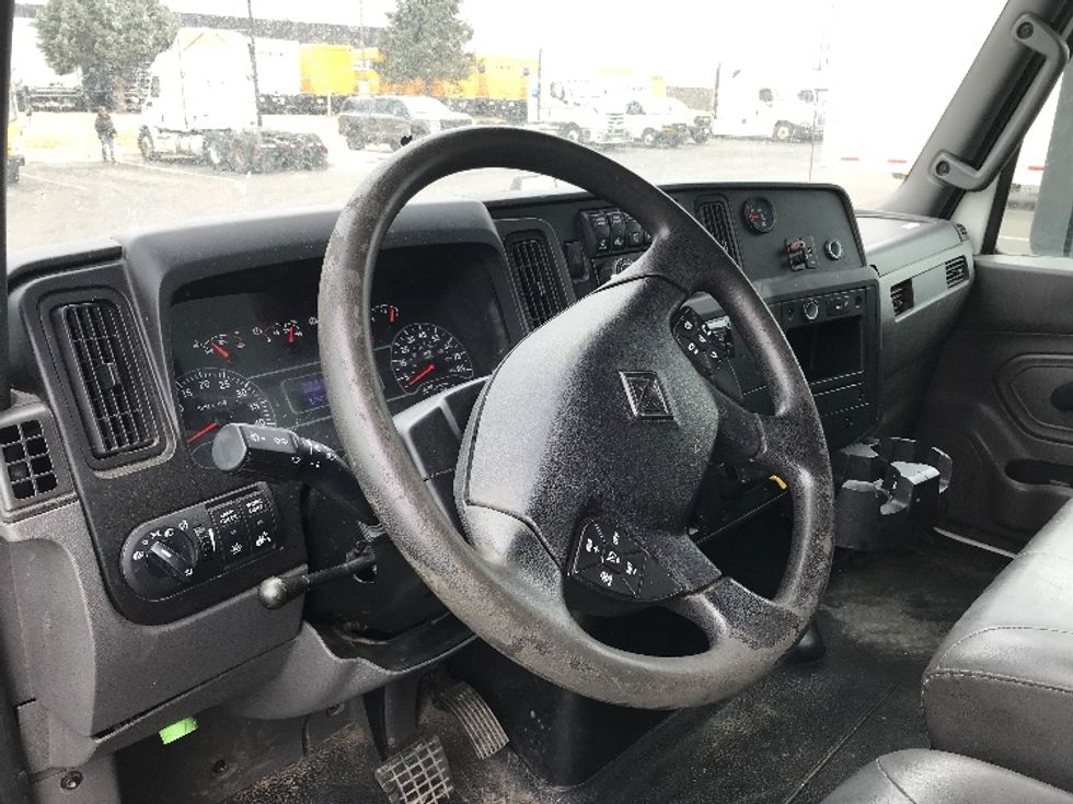 Medium Duty Box Truck-Light and Medium Duty Trucks-International-2020-MV607-Greeley-CO-167,187\n\t\tmiles-$ 51,000 - Image 17