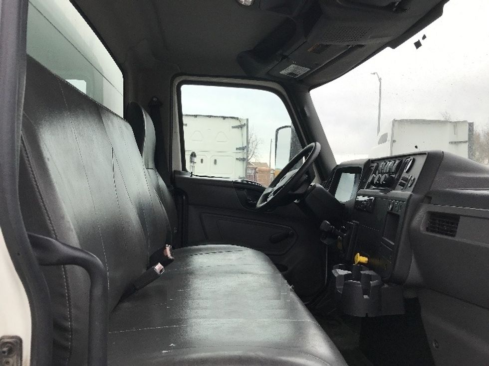 Medium Duty Box Truck-Light and Medium Duty Trucks-International-2020-MV607-Greeley-CO-167,187\n\t\tmiles-$ 51,000 - Image 21