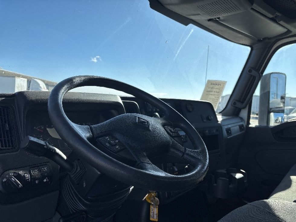 Medium Duty Box Truck-Light and Medium Duty Trucks-International-2020-MV607-Greeley-CO-181,933\n\t\tmiles-$ 42,500 - Image 17