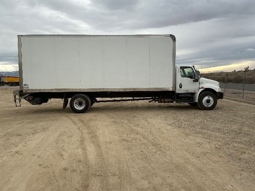 Medium Duty Box Truck-Light and Medium Duty Trucks-International-2020-MV607-Greeley-CO-184,473\n\t\tmiles-$ 48,250 - Image 15