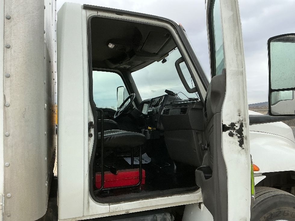 Medium Duty Box Truck-Light and Medium Duty Trucks-International-2020-MV607-Greeley-CO-184,473\n\t\tmiles-$ 48,250 - Image 19