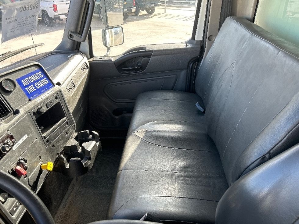 Medium Duty Box Truck-Light and Medium Duty Trucks-International-2020-MV607-Greeley-CO-203,308\n\t\tmiles-$ 48,500 - Image 19