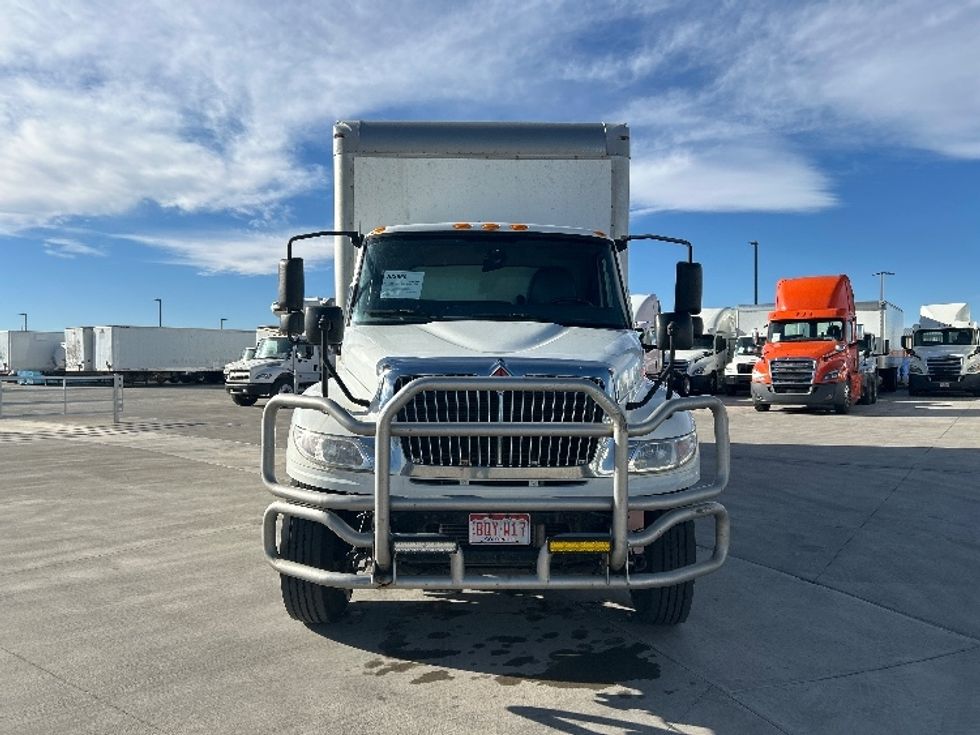 Medium Duty Box Truck-Light and Medium Duty Trucks-International-2020-MV607-Greeley-CO-203,308\n\t\tmiles-$ 48,500 - Image 2