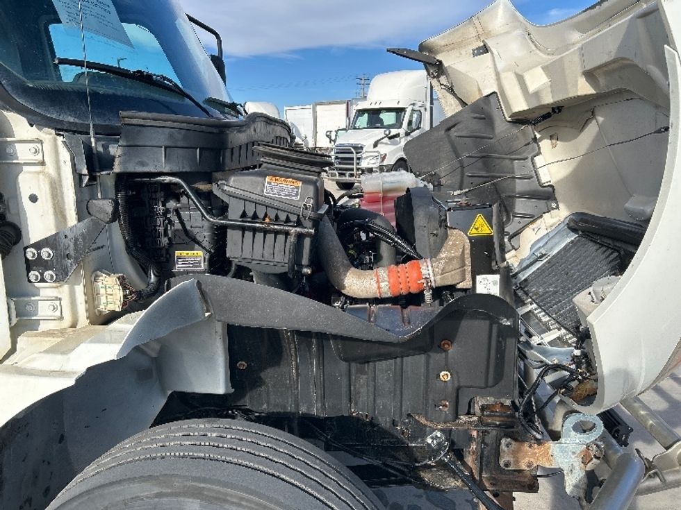 Medium Duty Box Truck-Light and Medium Duty Trucks-International-2020-MV607-Greeley-CO-203,308\n\t\tmiles-$ 48,500 - Image 23