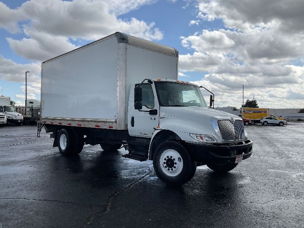 Medium Duty Box Truck-Light and Medium Duty Trucks-International-2020-MV607-Greeley-CO-224,569\n\t\tmiles-$ 34,250 - Image 1