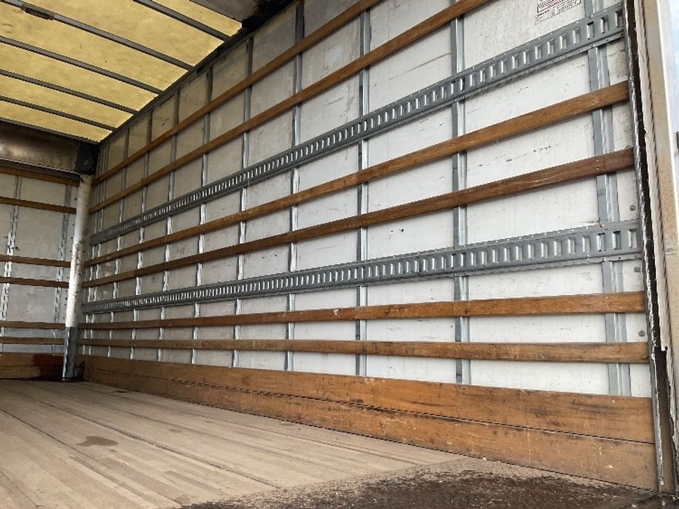 Medium Duty Box Truck-Light and Medium Duty Trucks-International-2020-MV607-Greeley-CO-224,569\n\t\tmiles-$ 34,250 - Image 11