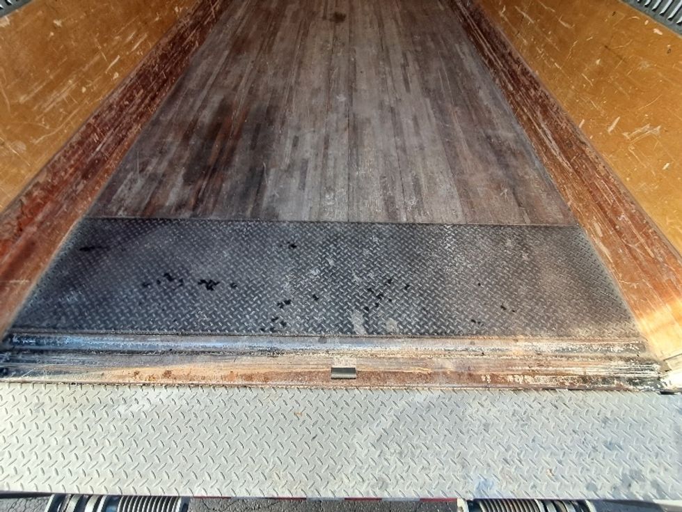 Medium Duty Box Truck-Light and Medium Duty Trucks-International-2020-MV607-Greensboro-NC-103,805\n\t\tmiles-$ 56,250 - Image 10