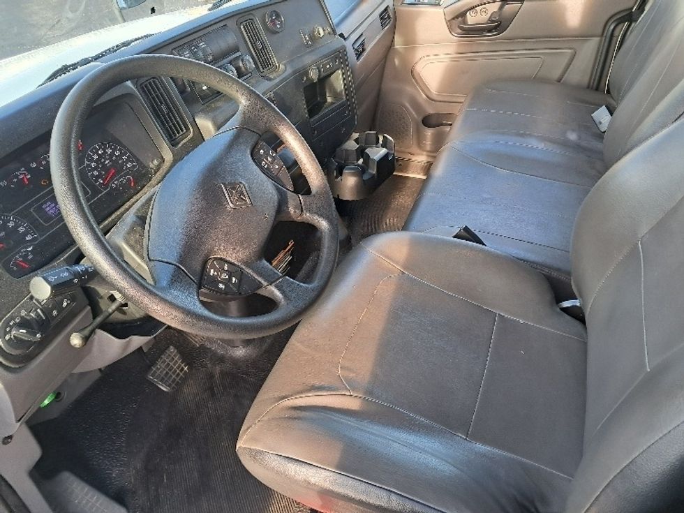 Medium Duty Box Truck-Light and Medium Duty Trucks-International-2020-MV607-Greensboro-NC-103,805\n\t\tmiles-$ 56,250 - Image 17