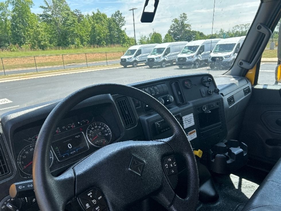 Medium Duty Box Truck-Light and Medium Duty Trucks-International-2020-MV607-Greensboro-NC-149,297\n\t\tmiles-$ 49,750 - Image 24