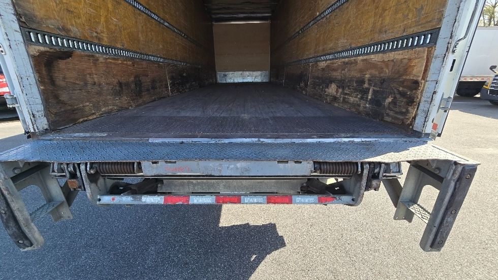 Medium Duty Box Truck-Light and Medium Duty Trucks-International-2020-MV607-Greensboro-NC-209,319\n\t\tmiles-$ 42,000 - Image 10