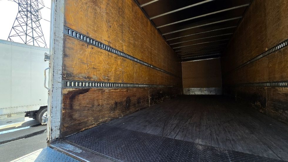 Medium Duty Box Truck-Light and Medium Duty Trucks-International-2020-MV607-Greensboro-NC-209,319\n\t\tmiles-$ 42,000 - Image 11