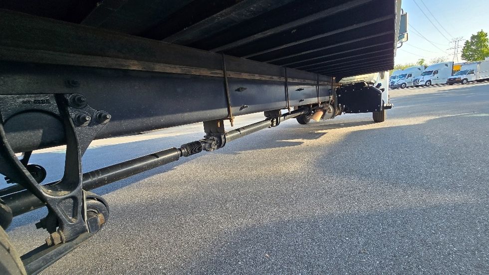 Medium Duty Box Truck-Light and Medium Duty Trucks-International-2020-MV607-Greensboro-NC-209,319\n\t\tmiles-$ 42,000 - Image 14