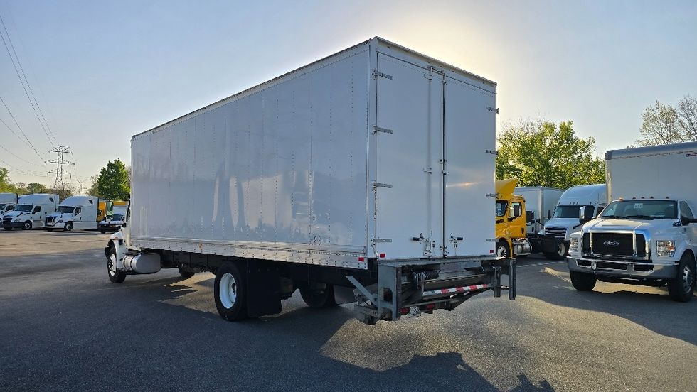 Medium Duty Box Truck-Light and Medium Duty Trucks-International-2020-MV607-Greensboro-NC-209,319\n\t\tmiles-$ 42,000 - Image 6