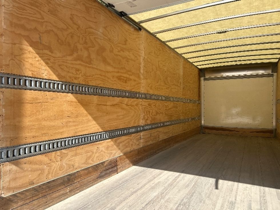 Medium Duty Box Truck-Light and Medium Duty Trucks-International-2020-MV607-Greensboro-NC-239,708\n\t\tmiles-$ 35,250 - Image 11