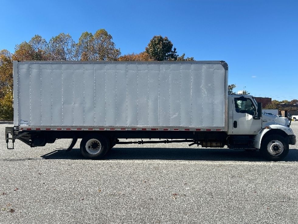 Medium Duty Box Truck-Light and Medium Duty Trucks-International-2020-MV607-Greensboro-NC-239,708\n\t\tmiles-$ 35,250 - Image 15