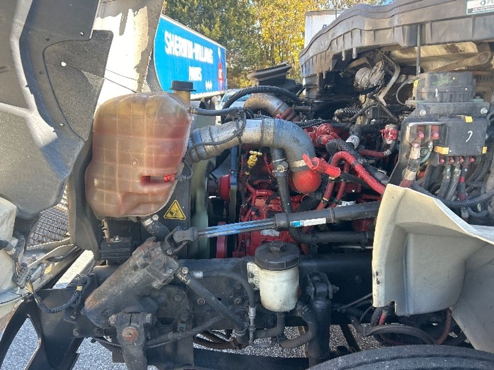 Medium Duty Box Truck-Light and Medium Duty Trucks-International-2020-MV607-Greensboro-NC-239,708\n\t\tmiles-$ 35,250 - Image 24