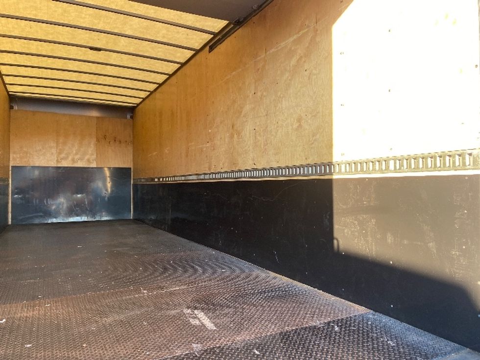 Medium Duty Box Truck-Light and Medium Duty Trucks-International-2020-MV607-Greensboro-NC-5,800\n\t\tmiles-$ 66,750 - Image 12