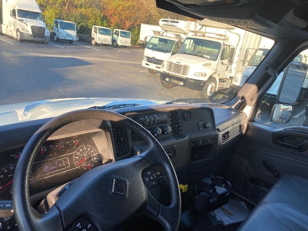 Medium Duty Box Truck-Light and Medium Duty Trucks-International-2020-MV607-Greensboro-NC-5,800\n\t\tmiles-$ 66,750 - Image 17