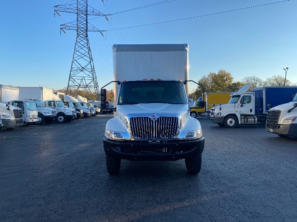 Medium Duty Box Truck-Light and Medium Duty Trucks-International-2020-MV607-Greensboro-NC-5,800\n\t\tmiles-$ 66,750 - Image 2