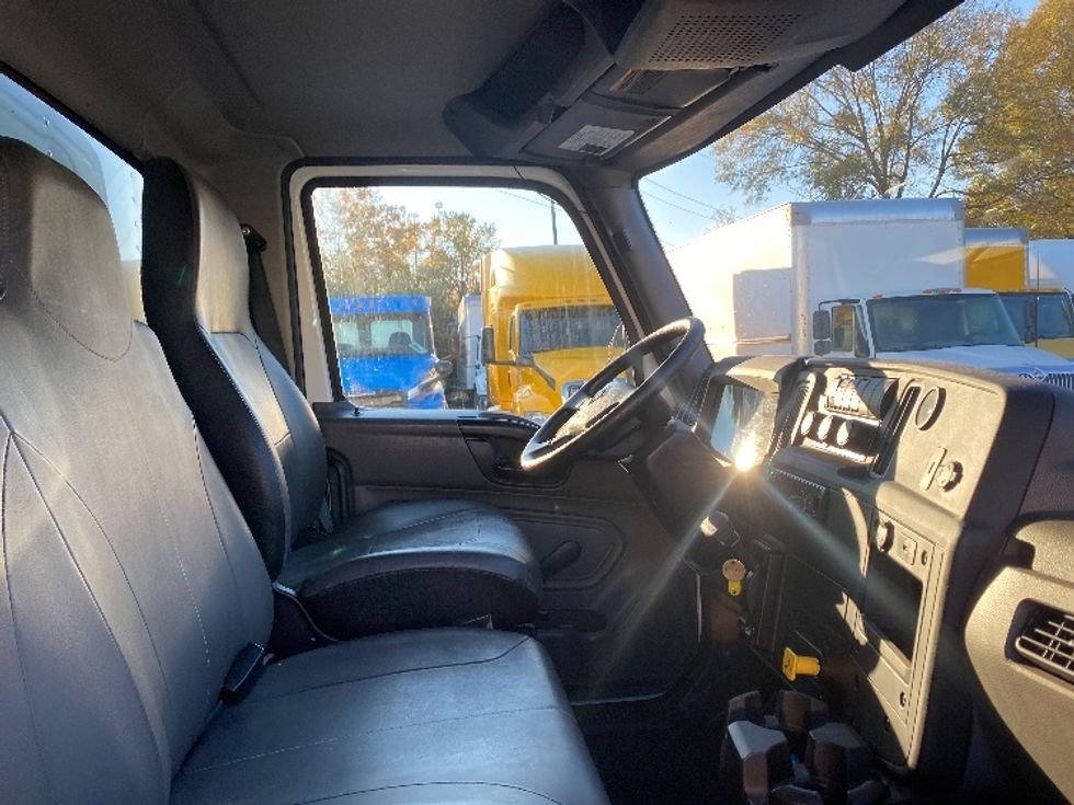 Medium Duty Box Truck-Light and Medium Duty Trucks-International-2020-MV607-Greensboro-NC-5,800\n\t\tmiles-$ 66,750 - Image 22