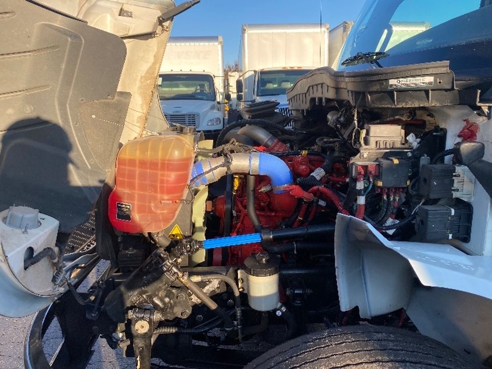 Medium Duty Box Truck-Light and Medium Duty Trucks-International-2020-MV607-Greensboro-NC-5,800\n\t\tmiles-$ 66,750 - Image 24