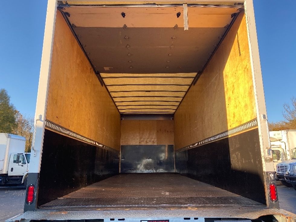 Medium Duty Box Truck-Light and Medium Duty Trucks-International-2020-MV607-Greensboro-NC-5,800\n\t\tmiles-$ 66,750 - Image 8