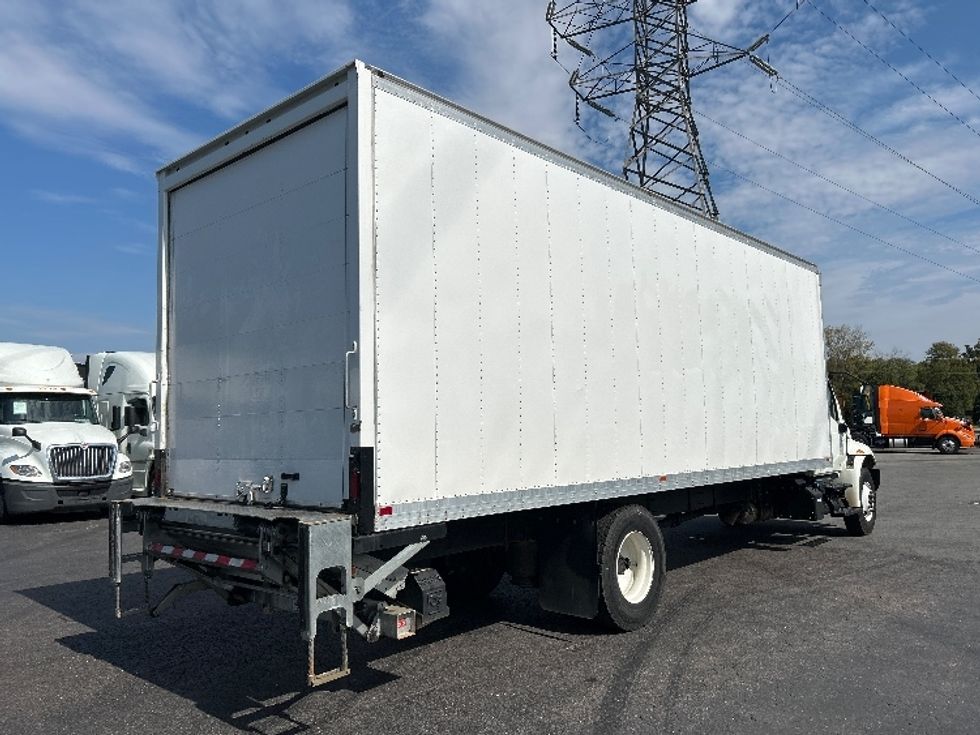Medium Duty Box Truck-Light and Medium Duty Trucks-International-2020-MV607-Greensboro-NC-6,390\n\t\tmiles-$ 65,000 - Image 13