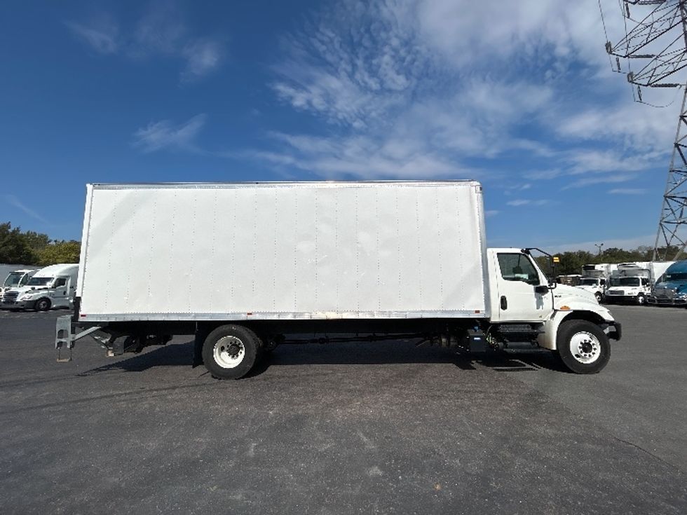 Medium Duty Box Truck-Light and Medium Duty Trucks-International-2020-MV607-Greensboro-NC-6,390\n\t\tmiles-$ 65,000 - Image 15