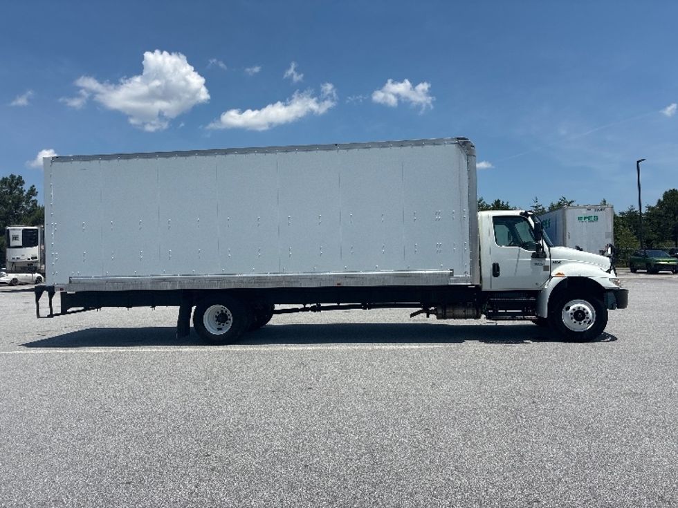 Medium Duty Box Truck-Light and Medium Duty Trucks-International-2020-MV607-Greenville-SC-24,249\n\t\tmiles-$ 62,500 - Image 14